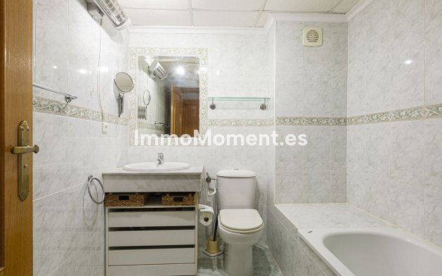 Resale - Apartment - Marbella - Costabella