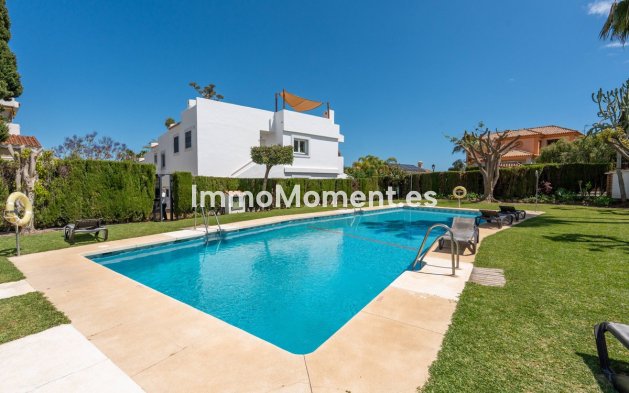 Revente - Maison mitoyenne - Marbella - Nueva Andalucía