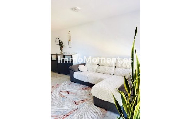 Resale - Apartment - Manilva