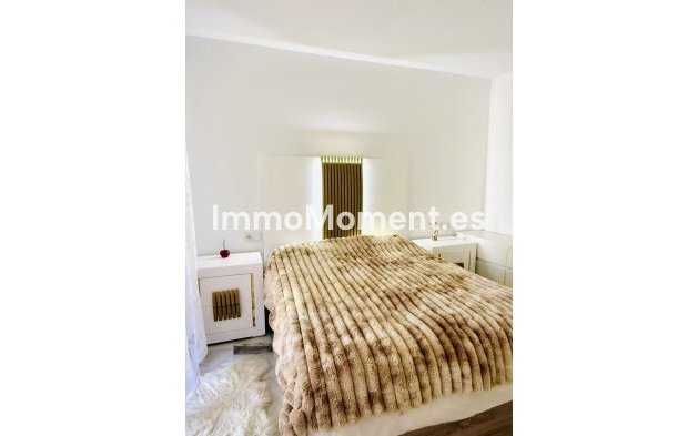 Resale - Apartment - Manilva