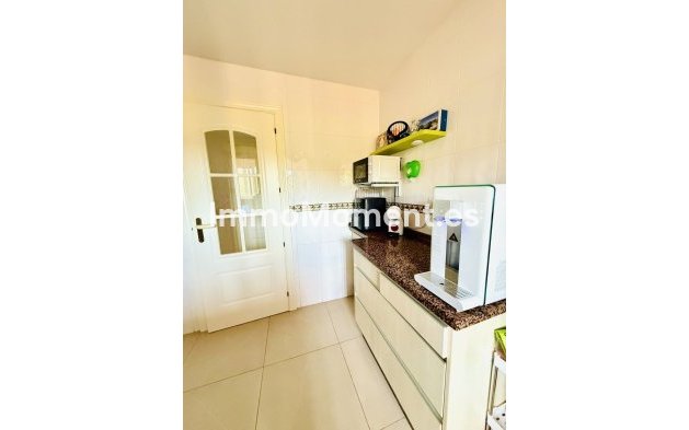 Resale - Apartment - Manilva