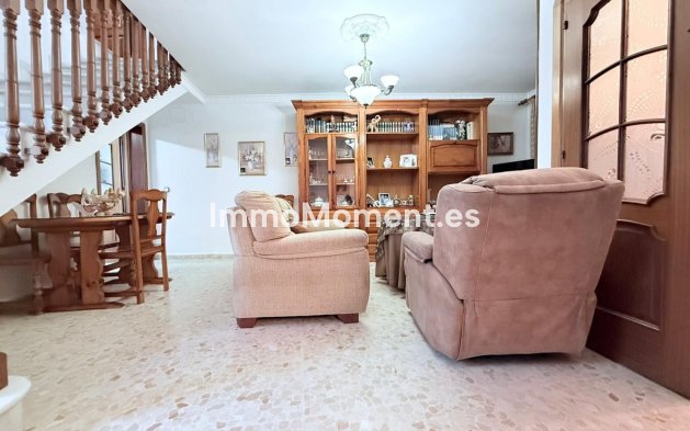 Reventa - Adosado - Interior  - Coín