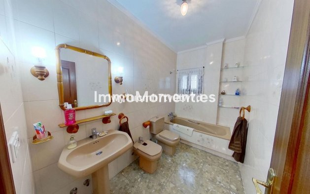 Revente - Villa individuelle - Intérieur                       - Churriana