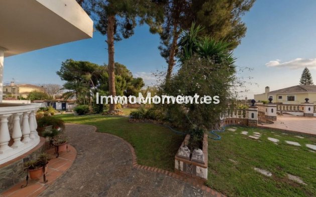 Revente - Villa individuelle - Intérieur                       - Churriana