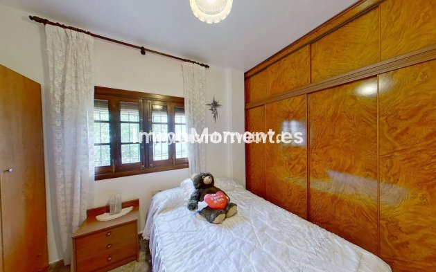 Revente - Villa individuelle - Intérieur                       - Churriana