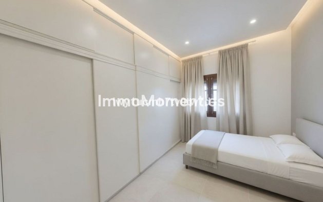 Revente - Villa individuelle - Intérieur                       - Churriana