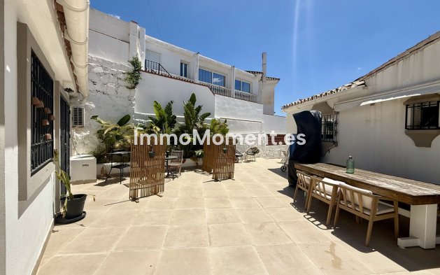 Reventa - Villa independiente - Marbella - Nueva Andalucía