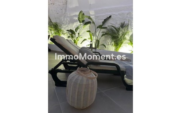 Reventa - Villa independiente - Marbella - Nueva Andalucía