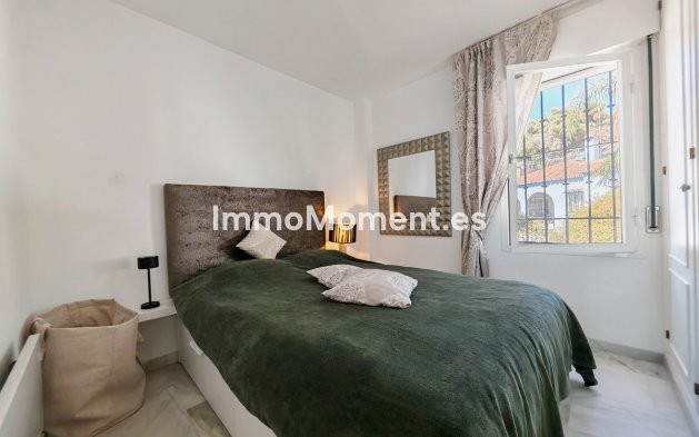 Resale - Apartment - Marbella - Costabella