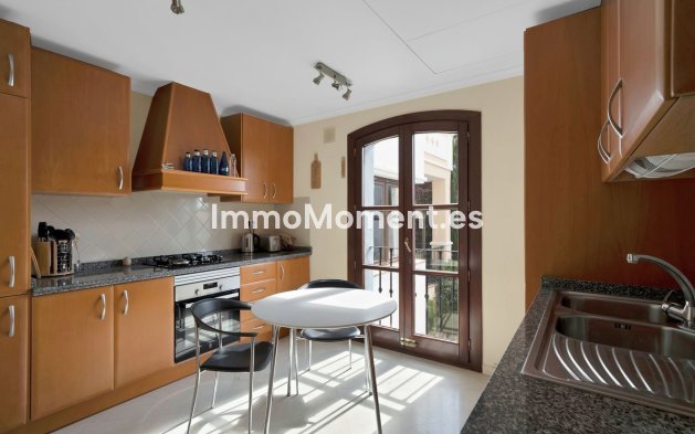 Resale - Townhouse - Benahavís - Benahavís Centro