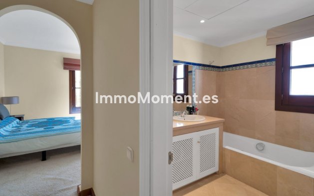 Resale - Townhouse - Benahavís - Benahavís Centro