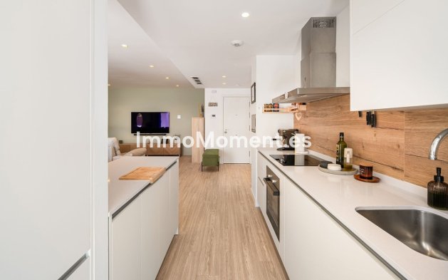 Resale - Apartment - Estepona - Estepona Centro