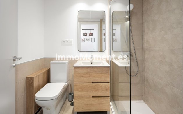 Resale - Apartment - Estepona - Estepona Centro