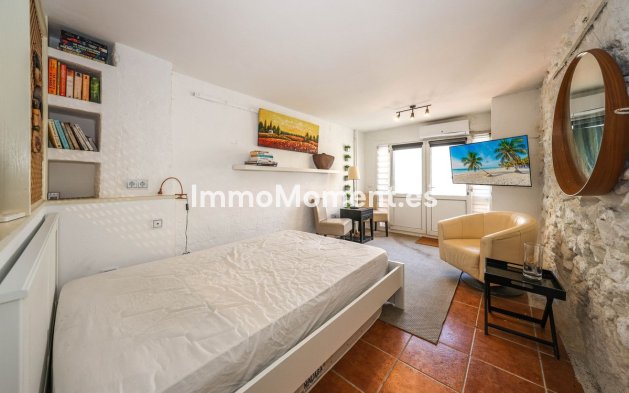 Revente - Maison mitoyenne - Intérieur                       - Guaro