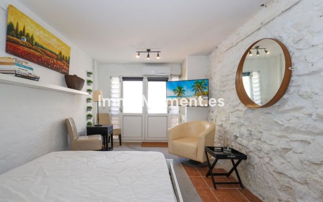Revente - Maison mitoyenne - Intérieur                       - Guaro