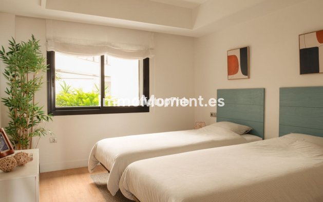 Resale - Apartment - Casares - Casares Playa