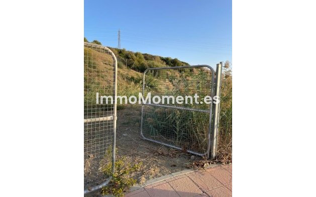 Resale - Plot - Estepona - Estepona Centro
