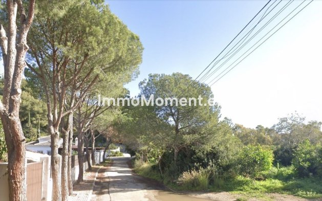 Resale - Plot - Marbella - Elviria