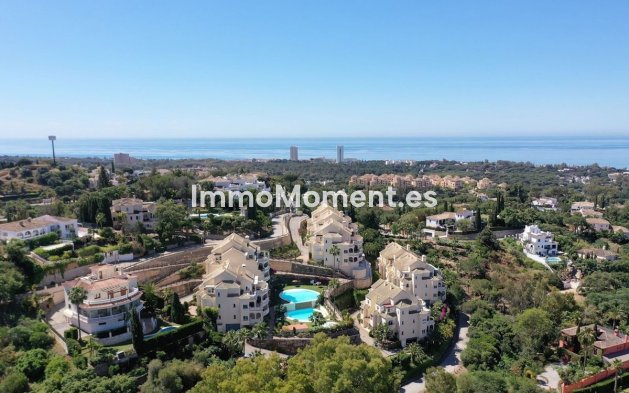 Resale - Plot - Marbella - Elviria