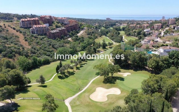 Resale - Plot - Marbella - Elviria