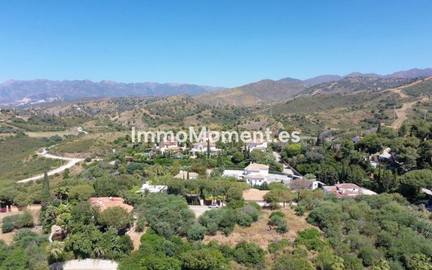 Resale - Plot - Marbella - Elviria