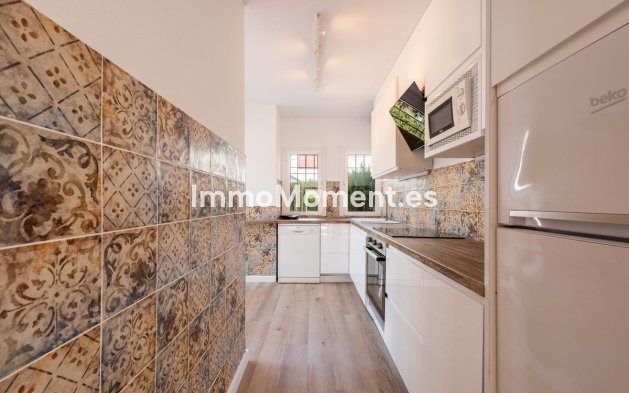 Reventa - Apartamento - Estepona  - Benamara