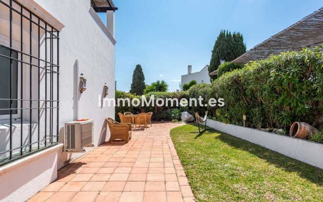 Reventa - Apartamento - Estepona  - Benamara