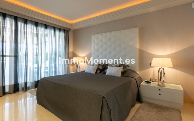 Reventa - Apartamento - Benahavís - Benahavís Centro