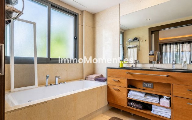 Reventa - Apartamento - Benahavís - Benahavís Centro