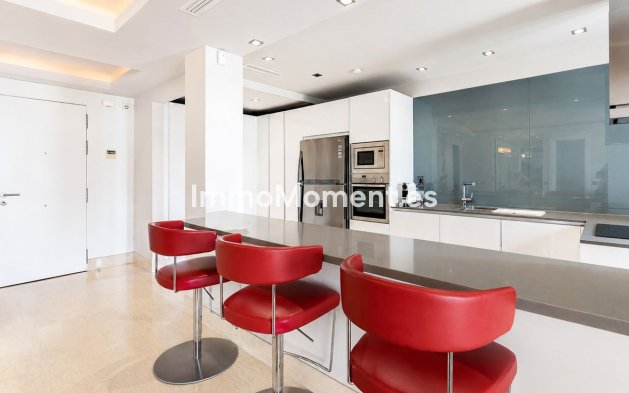 Reventa - Apartamento - Benahavís - Benahavís Centro