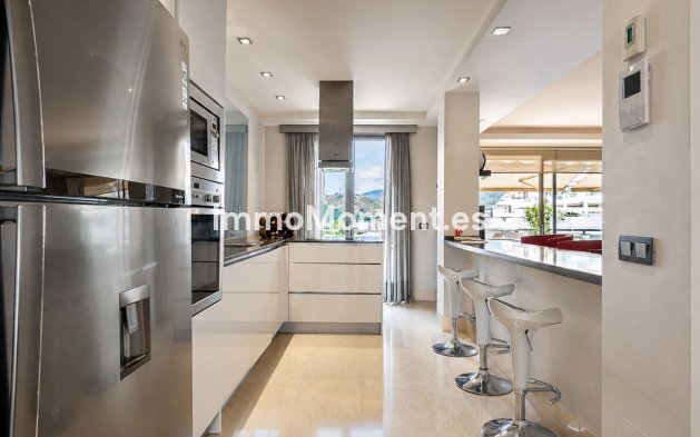 Reventa - Apartamento - Benahavís - Benahavís Centro