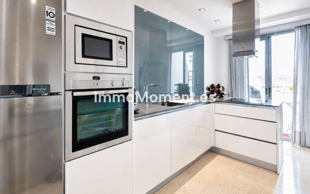 Reventa - Apartamento - Benahavís - Benahavís Centro