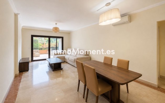 Reventa - Apartamento - Estepona  - Estepona Centro