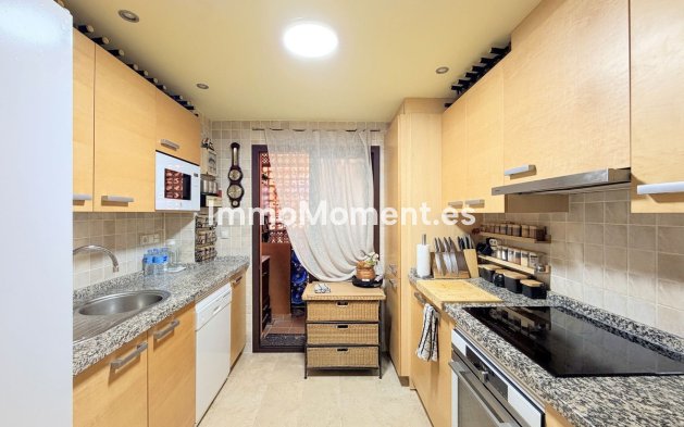 Reventa - Apartamento - Estepona  - Estepona Centro