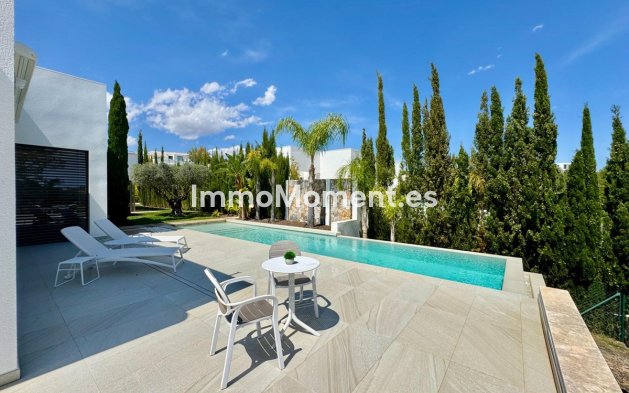 Resale - Detached villa - Orihuela - Las Colinas Golf