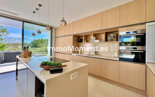 Resale - Detached villa - Orihuela - Las Colinas Golf