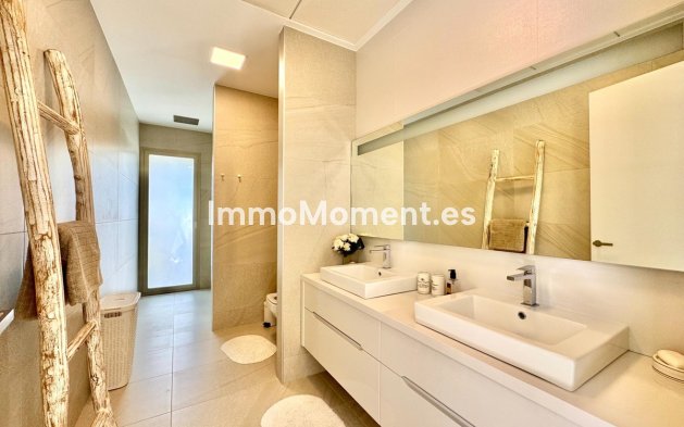 Resale - Detached villa - Orihuela - Las Colinas Golf