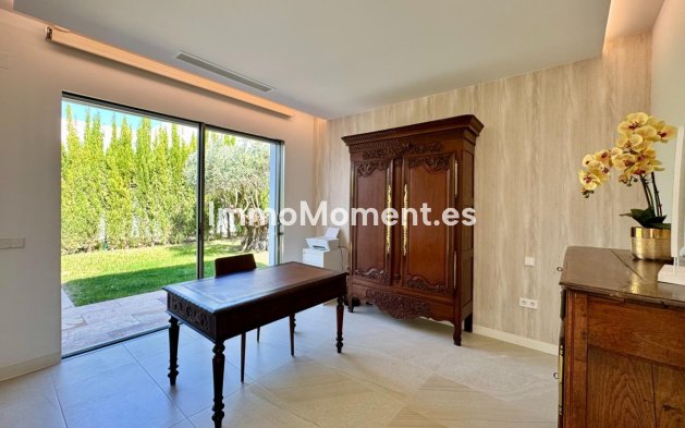 Resale - Detached villa - Orihuela - Las Colinas Golf