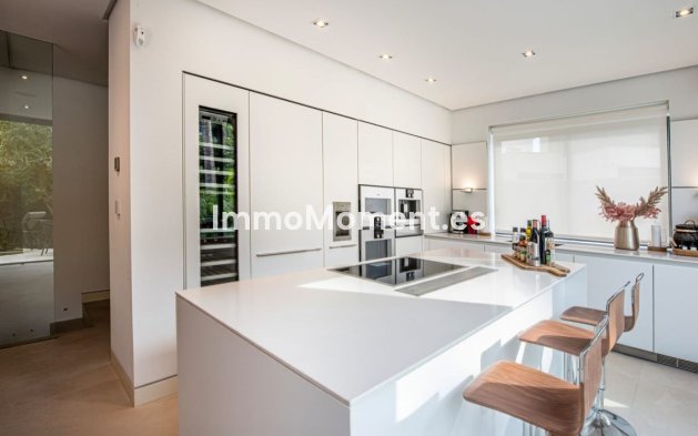Resale - Detached villa - Marbella - The Golden Mile