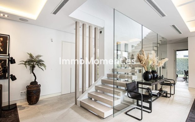 Resale - Detached villa - Marbella - The Golden Mile