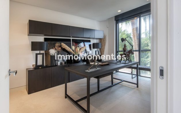 Resale - Detached villa - Marbella - The Golden Mile