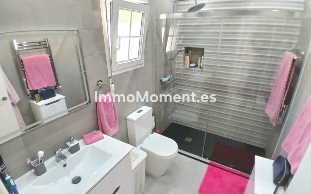 Bestaande woning - Vrijstaande villa - Orihuela - Villamartin