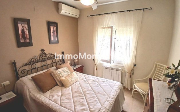 Bestaande woning - Vrijstaande villa - Orihuela - Villamartin