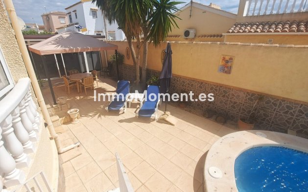 Bestaande woning - Vrijstaande villa - Orihuela - Villamartin