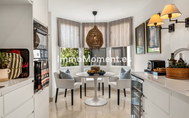 Wiederverkauf - Wohnung - Marbella - Nueva Andalucía