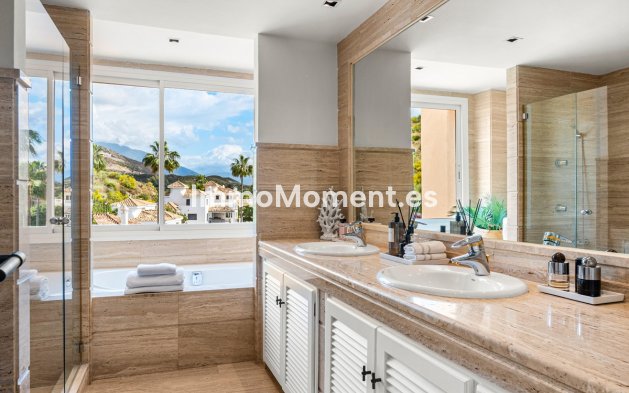 Wiederverkauf - Wohnung - Marbella - Nueva Andalucía
