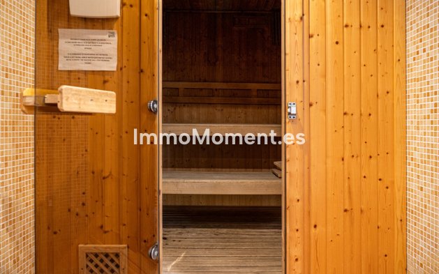 Wiederverkauf - Wohnung - Marbella - Nueva Andalucía