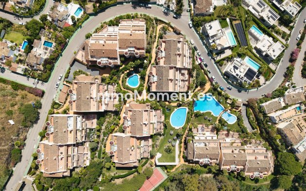 Wiederverkauf - Wohnung - Marbella - Nueva Andalucía