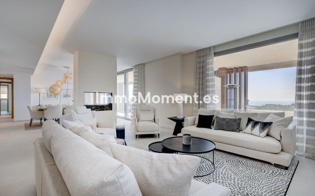 Resale - Apartment - Benahavís - La Quinta