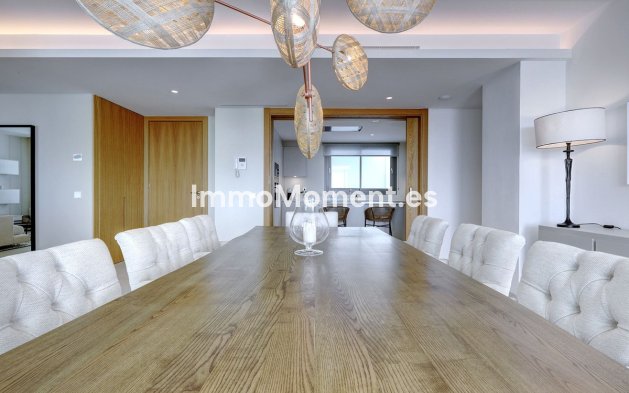 Resale - Apartment - Benahavís - La Quinta